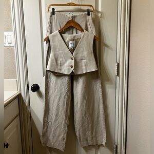 Zara Cropped Vest Co-ord set, beige/khaki, Both size small